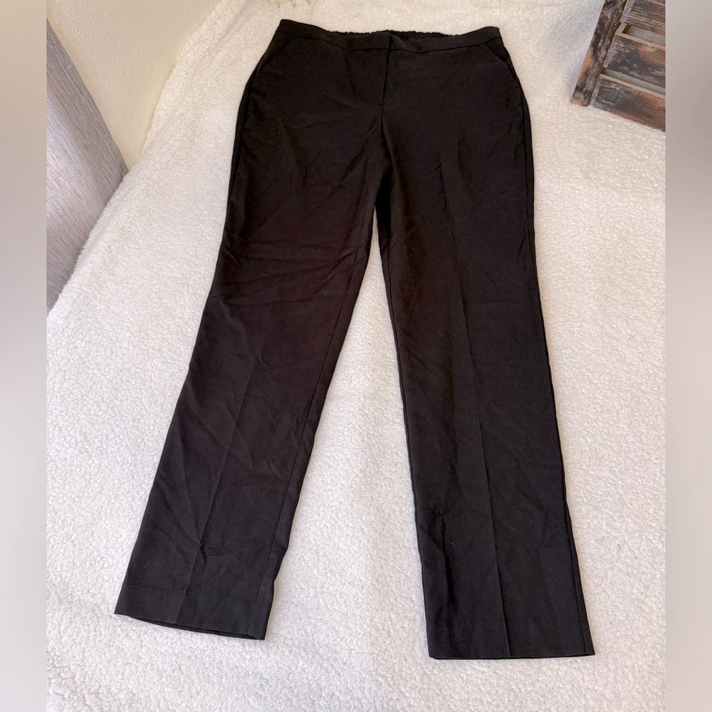 Jaclyn Smith black pants